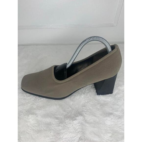 Crazy Horse Liz Claiborne Womens Size 8.5 Beige Square-Toe Heels With Block Heel - Picture 7 of 8